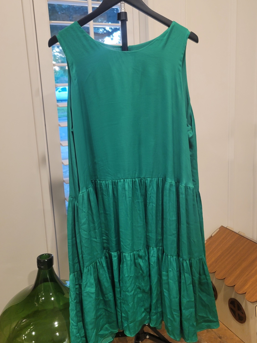 Gibson Latimer Teal Green Tiered Midi Dress